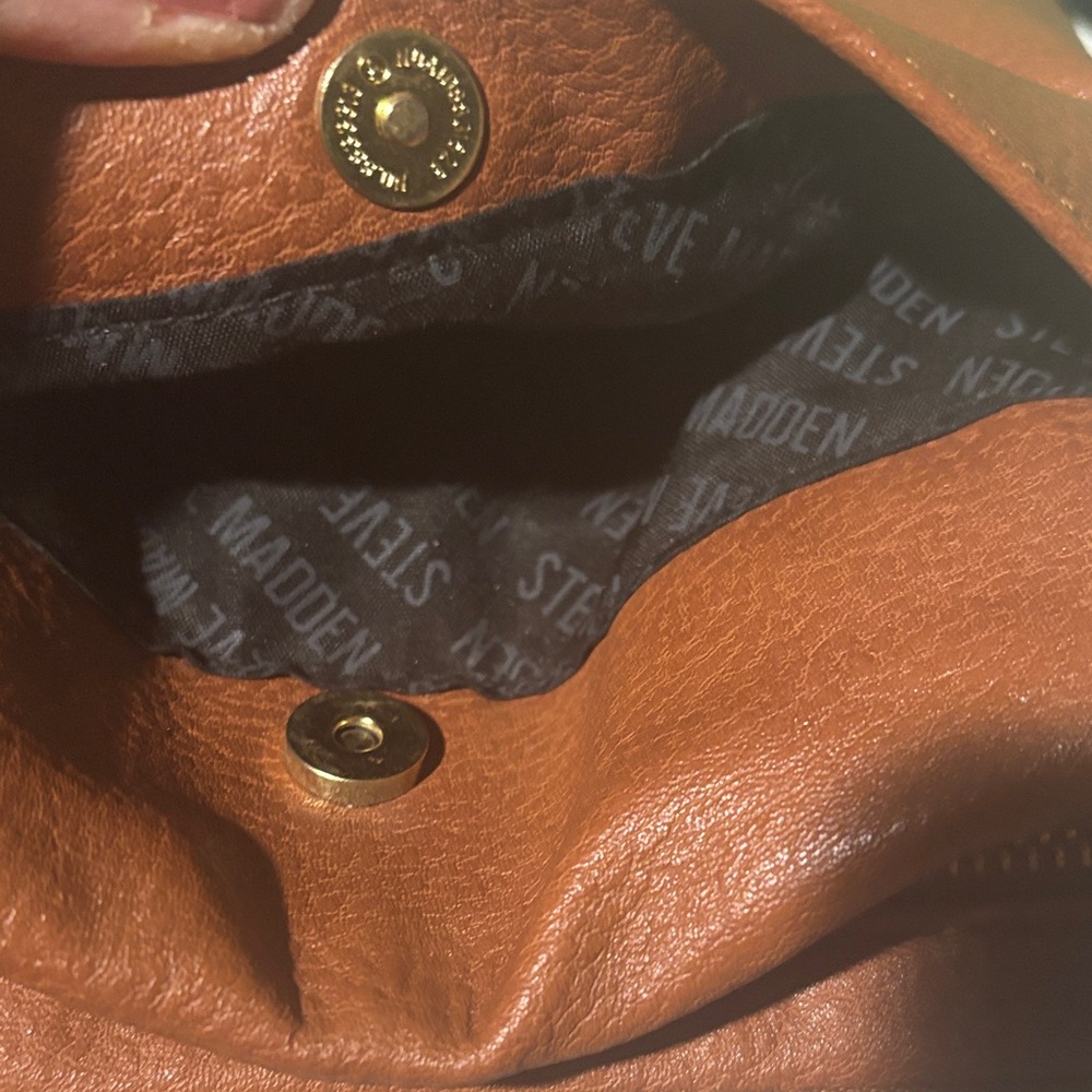 Steve Madden Brown Crossbody Bag with Black Tassel - Picture 8 of 9